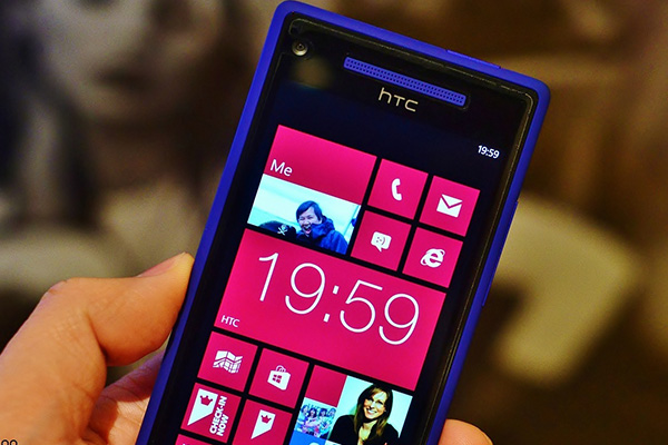 Trên tay và đánh giá HTC 8x