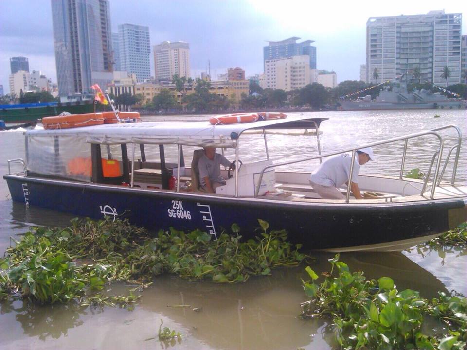 Cần bán Tàu chở khách